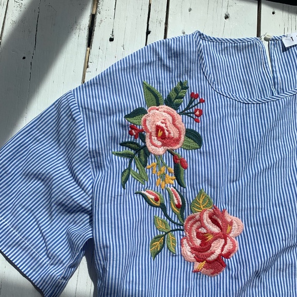 THML embroidered peplum top - Picture 2 of 4